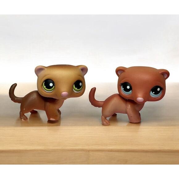 LPS Littlest Pet Shop Lot of 2- #209 Brown Tan Ferret and #334 Red Brown Ferret - Picture 1 of 13